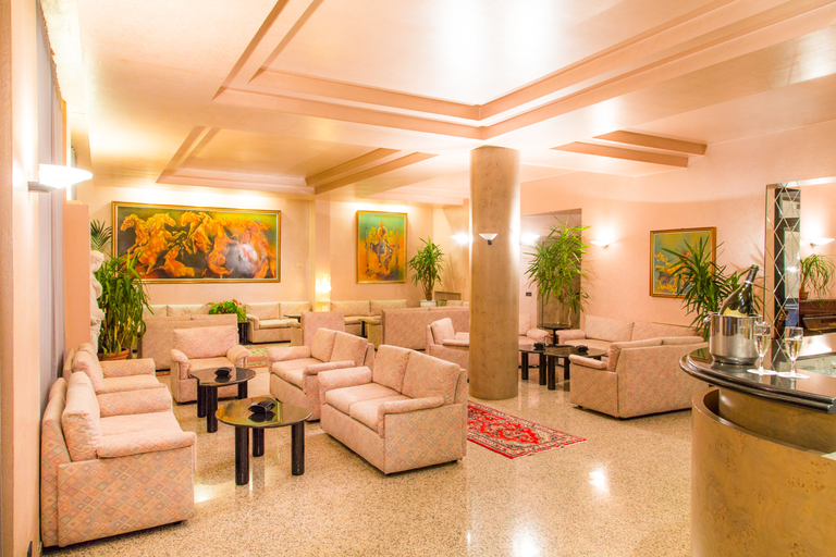 Public Area 3, Hotel Diana, Brescia