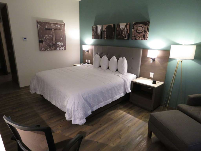 Bedroom 4, Hampton Inn by Hilton Celaya, Apaseo el Grande