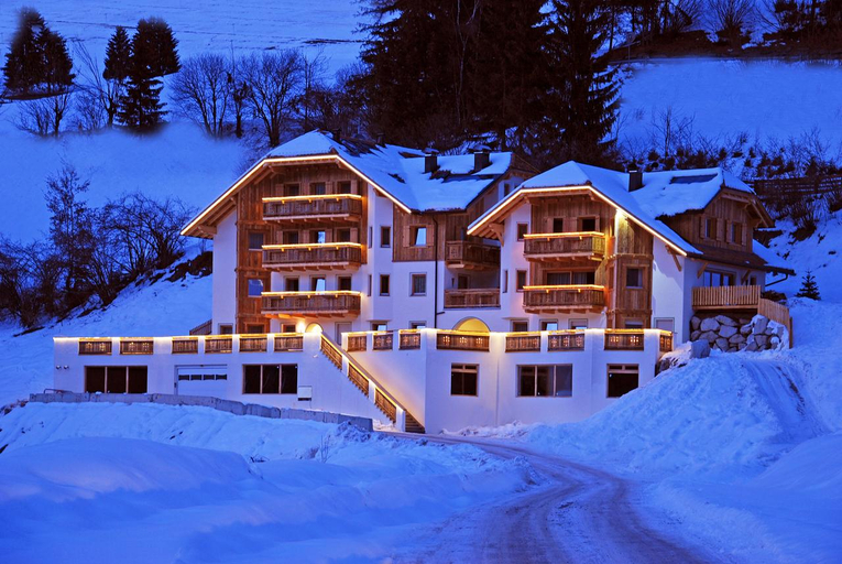 Exterior & Views 5, Residence Baron, Bolzano
