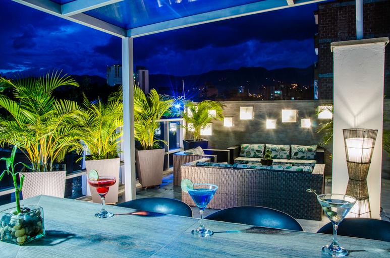 Public Area 3, Laureles Plaza, Medellín