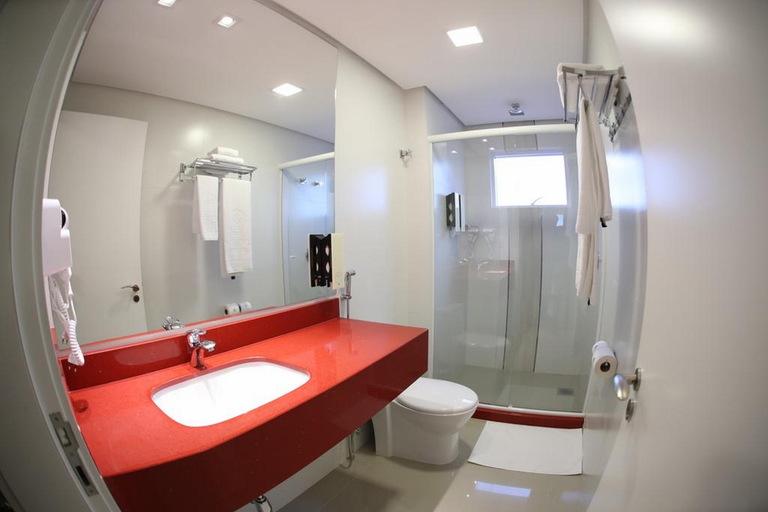 Bathroom, Holiday Business Chapeco, Chapecó