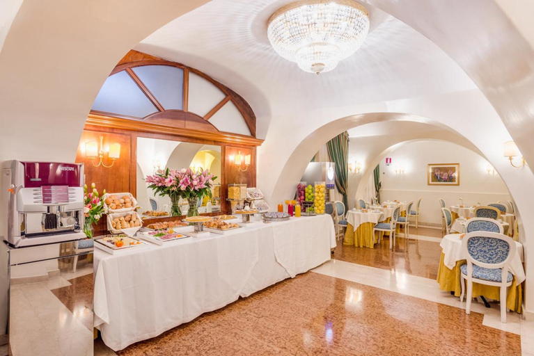 Public Area 2, Raeli Hotel Floridia, Roma