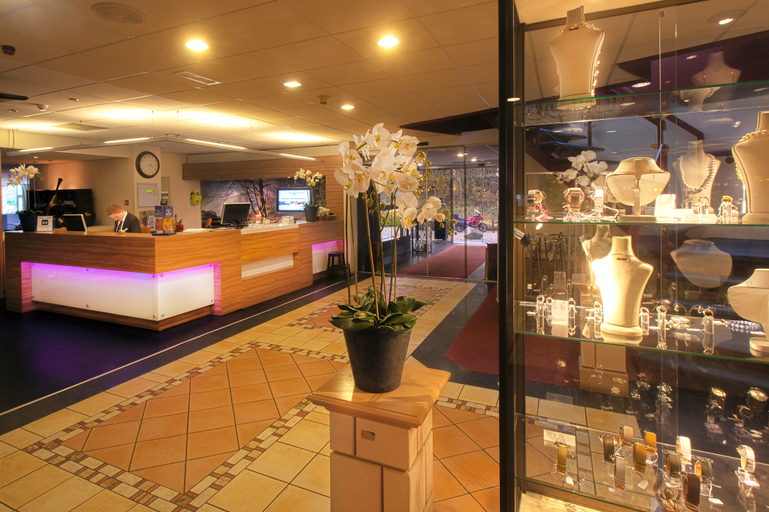 Public Area 4, Fletcher Hotel - Restaurant De Zeegser Duinen, Tynaarlo