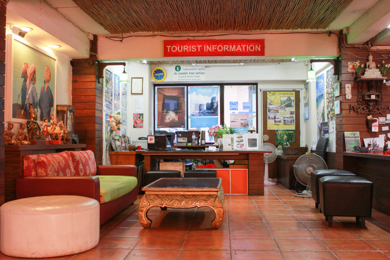 Public Area, Villa Cha Cha Banglumphu, Phra Nakhon