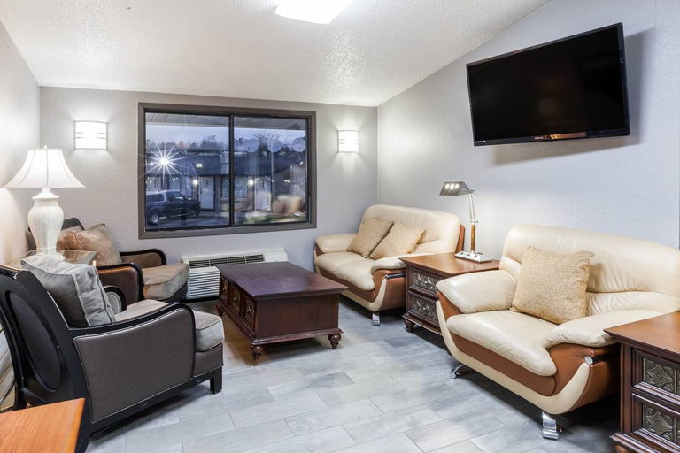 Public Area 2, Knights Inn Flint, Genesee