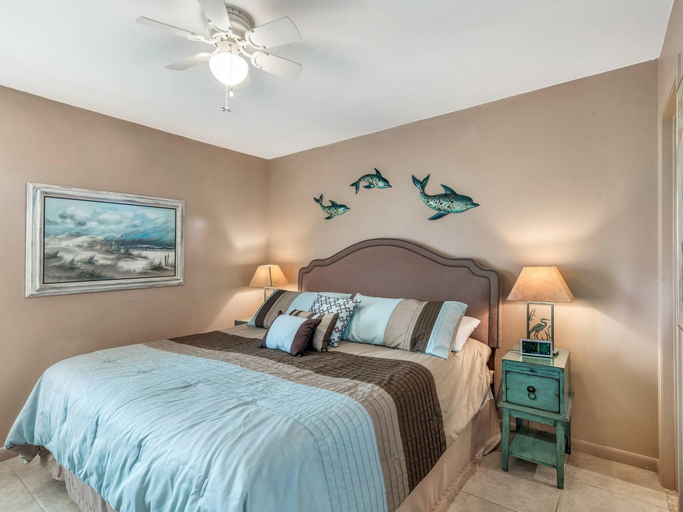 Bedroom 4, Sandpiper Beachfront Condos by Bender Vacation Rentals, Baldwin