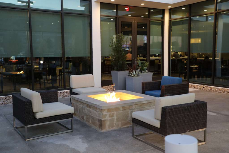 Public Area 2, Hilton Garden Inn Austin Airport, Travis