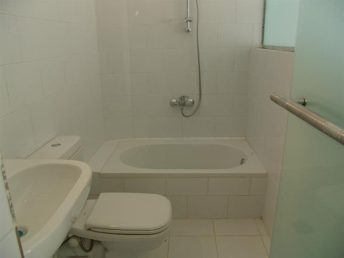 Bathroom, Grand Royal Cairo, Qasr an-Nil