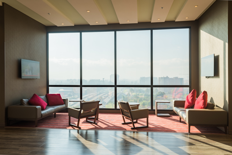 Public Area 4, Hampton by Hilton Bogota Airport, Santafé de Bogotá