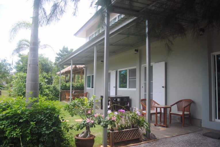 Baan Aroka Beach Front, K. Sam Roi Yot