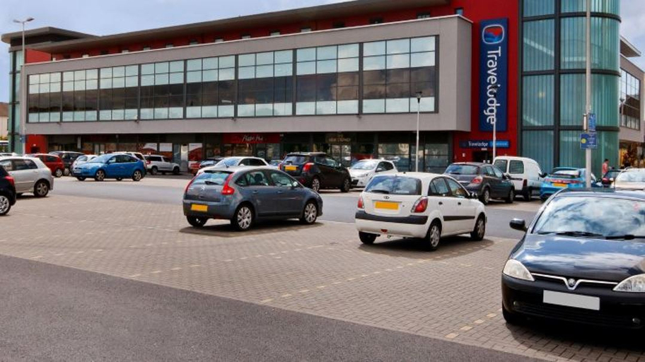 Public Area 2, TravelodgeLlanelli Central, Carmarthenshire