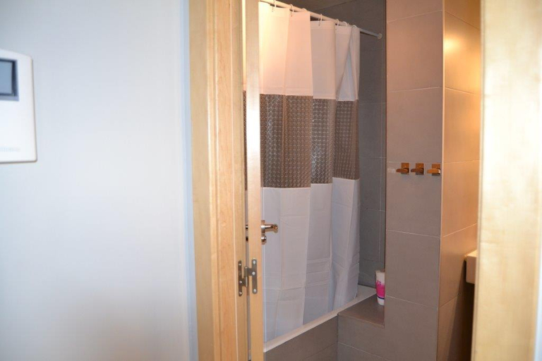 Bathroom 5, Dos Torres Retiro Urbano en Alfonso I, Zaragoza