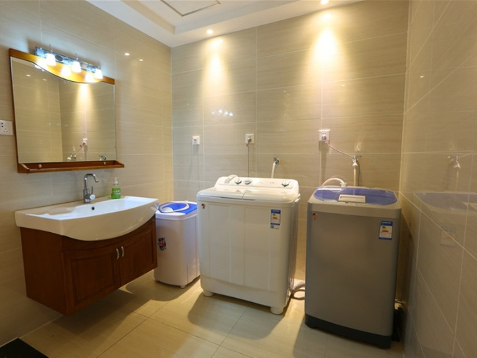 Bathroom 4, Jindongshan Hotel, Yichang
