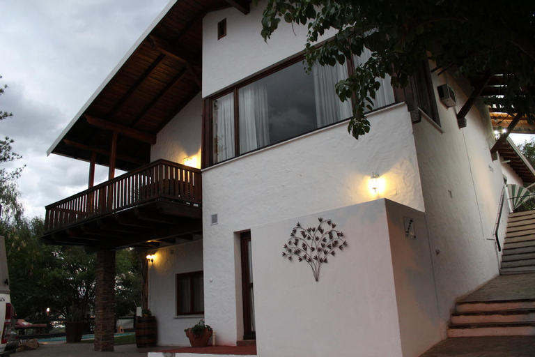 Hilltop Guesthouse, Windhoek East