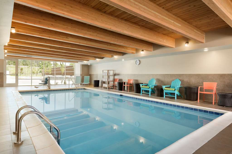 Sport & Beauty 5, Home2 Suites Cleveland/Middleburg Heights, Cuyahoga