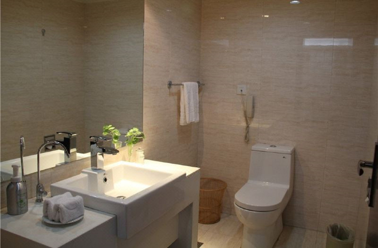 Bathroom 5, Zhiyuan Hotel, Xi'an