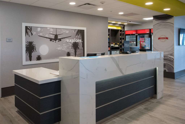 Public Area 2, Hampton Inn & Suites Irvine-Orange County Airport, Orange