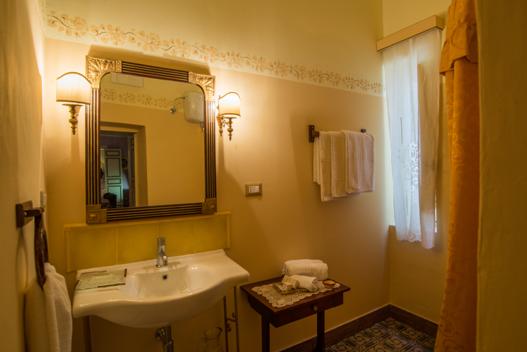 Bathroom, Meliaresort Dimore Storiche, Trapani
