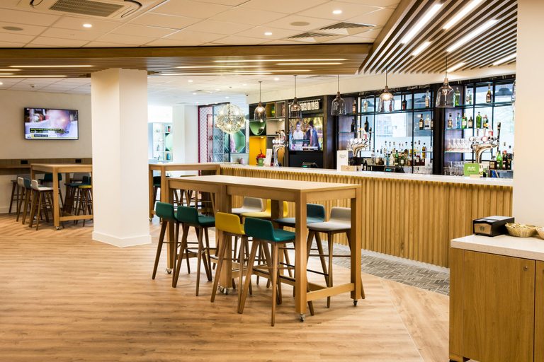 Food & Drinks 5, Holiday Inn London Wembley, London