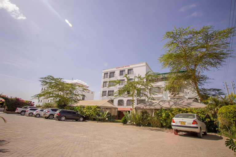 Gray's Oak Hotel, Kajiado East