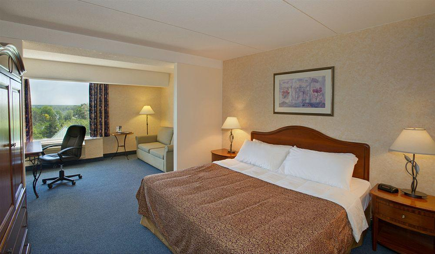 Exterior & Views 2, Vittoria Hotel & Suites, Niagara