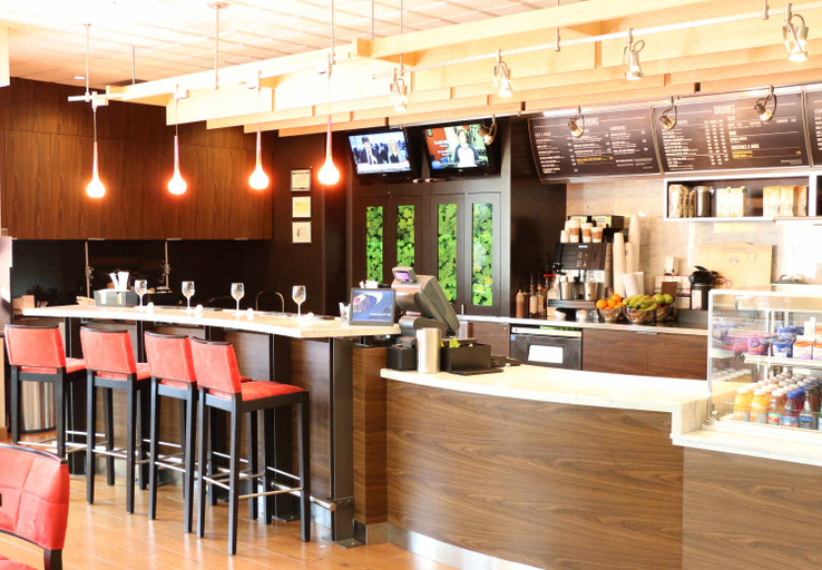 Food & Drinks 5, Courtyard Portland Airport-OR, Multnomah