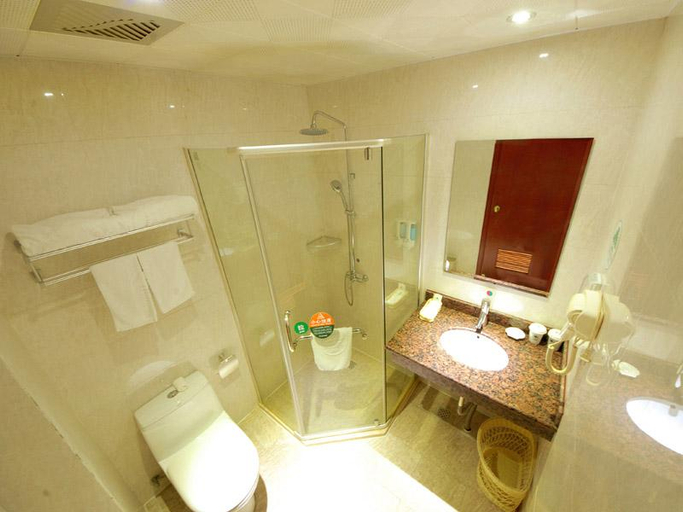 Bathroom, GreenTree Inn Jiangsu Taizhou Jingjiang Bus Statio, Taizhou