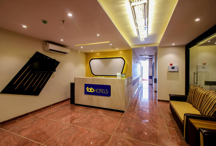 Public Area 5, Super Townhouse Oak Times Square Le Western, Mumbai Suburban