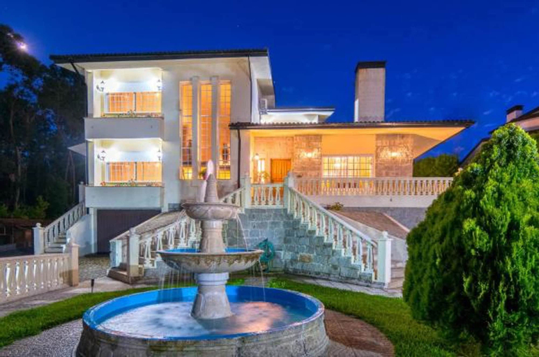 Mansion With 7 Bedrooms in Valença, With Wonderful sea View, Private P, Valença