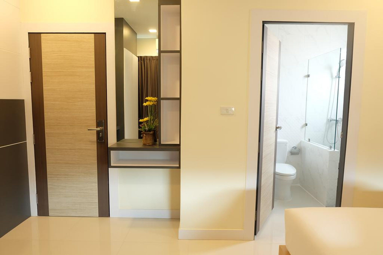 Bathroom 4, I AM O'TEL PATONG, Pulau Phuket