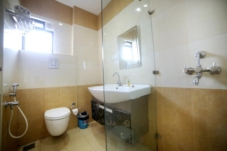 Bathroom 4, FabHotel Prime Prowell Crown - Nr TCS Deccan Park, Hitech City, Hyderabad
