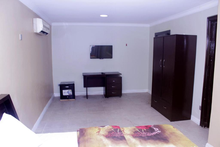 Public Area 2, Sugarland Apartments Opebi, Kosofe