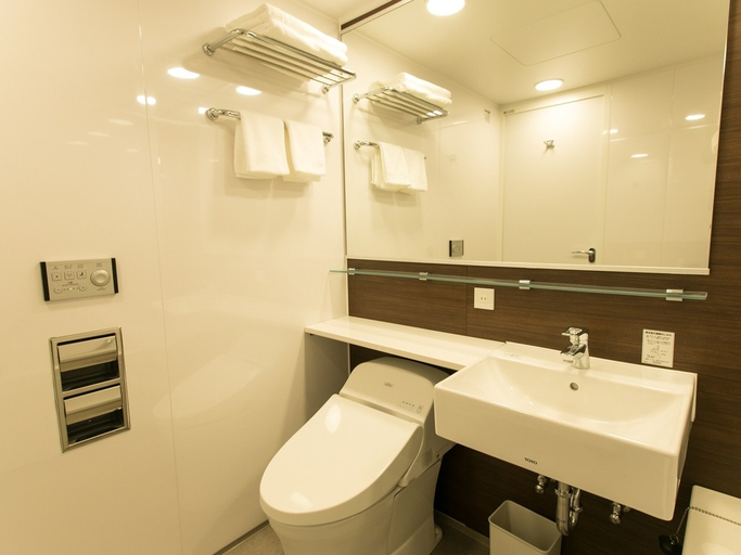 Bathroom 4, WAQOO Shitaderamachi, Osaka