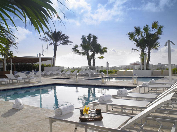 Sport & Beauty 2, Grand Beach Hotel Surfside West, Miami-Dade