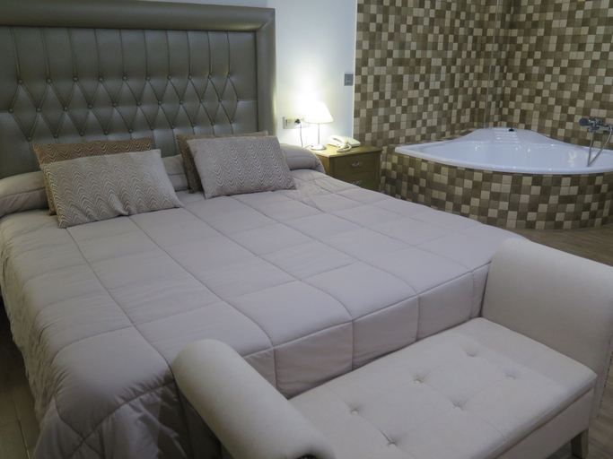 Bedroom 3, Hotel Restaurante Boabdil, Granada