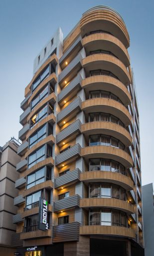 Studio 44, Beirut