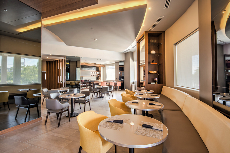 Food & Drinks 5, AC Hotel by Marriott Guadalajara Expo, Zapopan