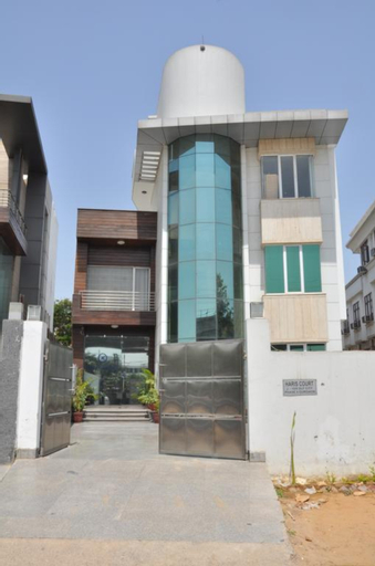 Hari's Court, M. G. Road Metro, Gurgaon