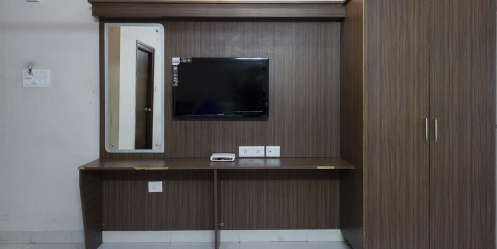 Bedroom 3, FabHotel KRS Nest Gachibowli, Hyderabad