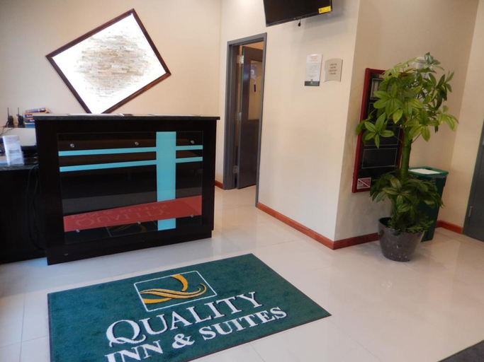 Public Area 2, Quality Inn near Sunset Park, New York