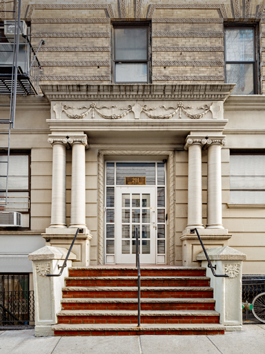 Central Park West Hostel, New York