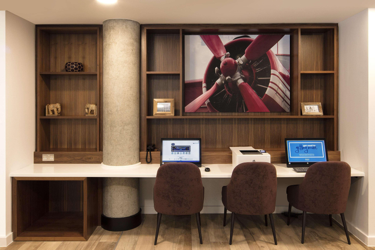 Public Area 3, Hampton by Hilton London Stansted Airport, Essex