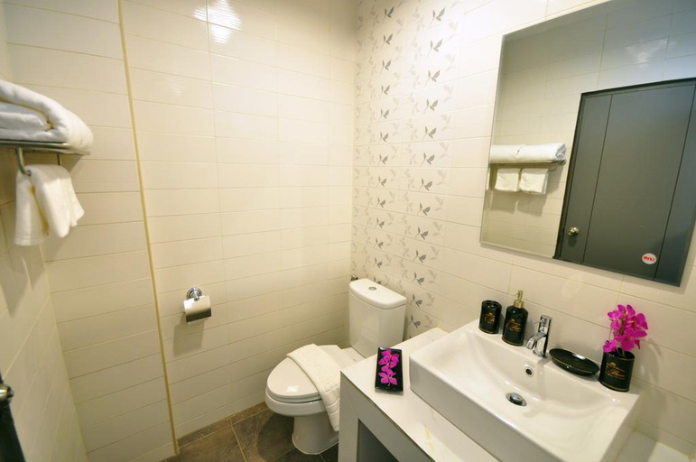 Bathroom 5, Chiang Mai SP Hotel, Muang Chiang Mai