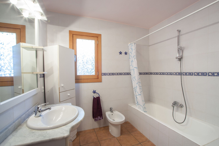 Bathroom 4, Es Coco De Sa Mola - Villa With Private Pool, Baleares