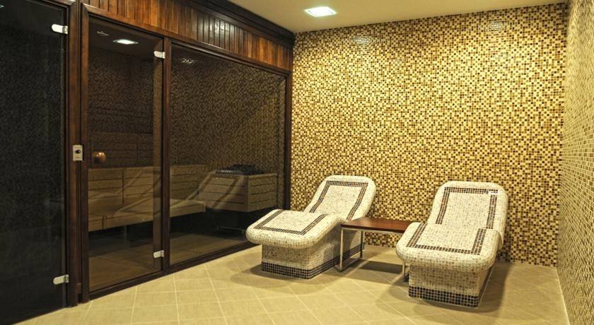 Bathroom 5, Emerald Hotel, Priština