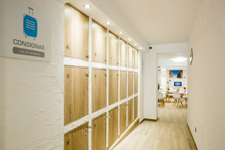 Public Area 3, Y Hostel - Albergue Juvenil, Baleares