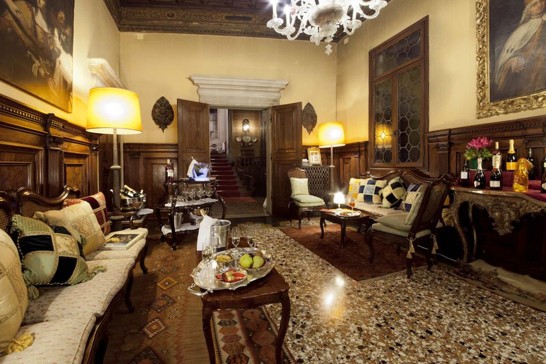 Public Area 2, Palazzetto Pisani, Venezia