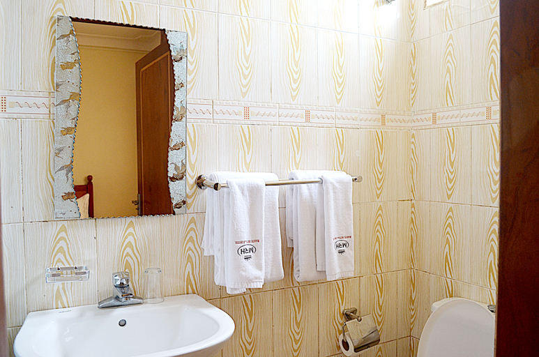 Bathroom 4, Marie's Royale Hotel, Kampala