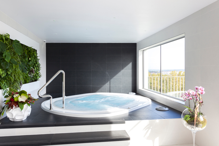 Bathroom 4, Nemea Appart Hotel Toulouse Concorde Gare Matabiau, Haute-Garonne