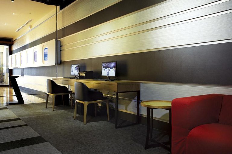 Exterior & Views 2, Airline Inn Green Park Way, Taichung